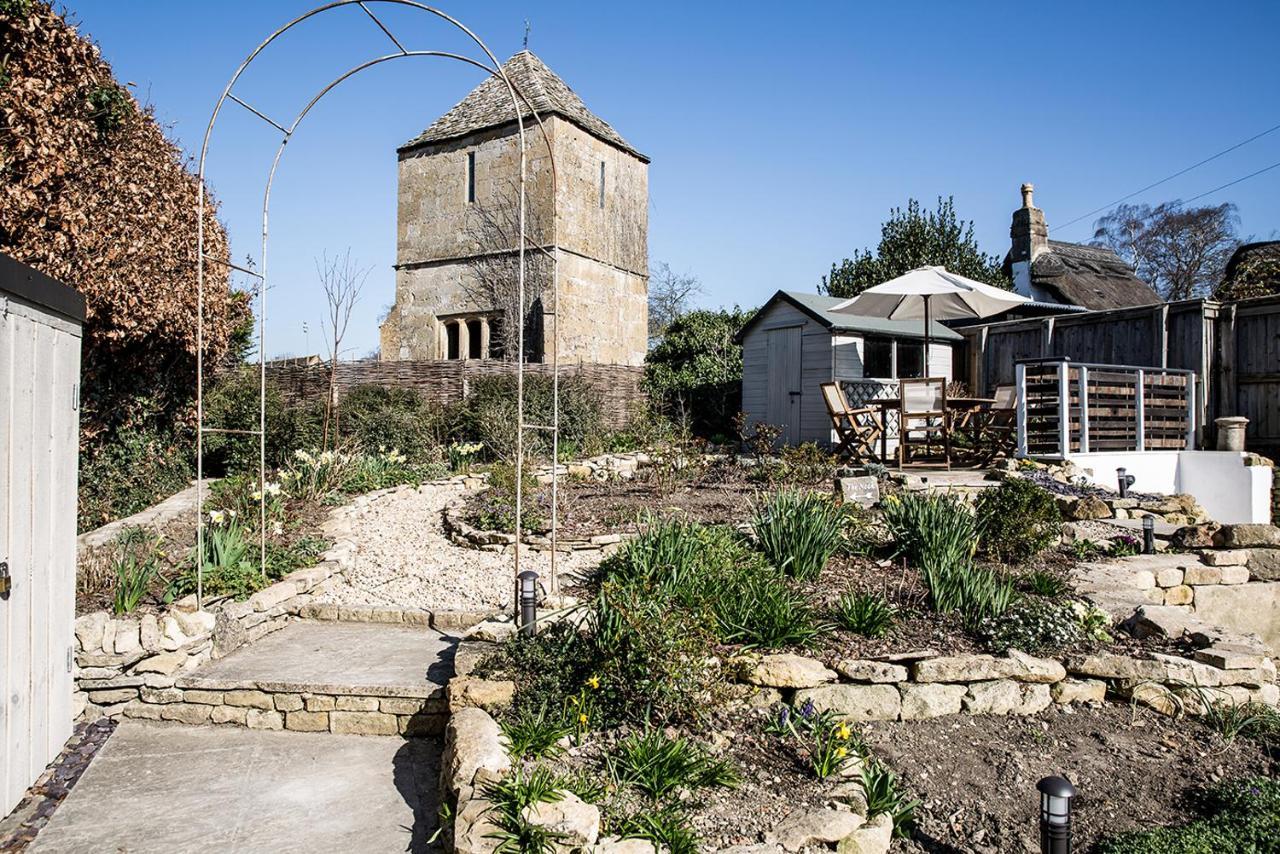 The Cottage And The Nook Gretton  Екстериор снимка
